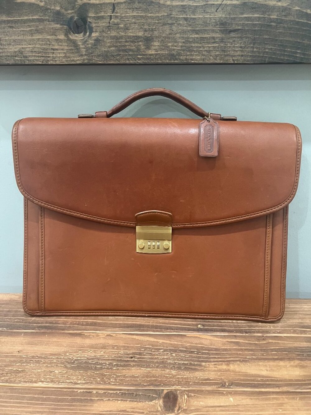 Vintage Coach 5357 Ambassador Brief British Tan 1994 Combination Lock Bag